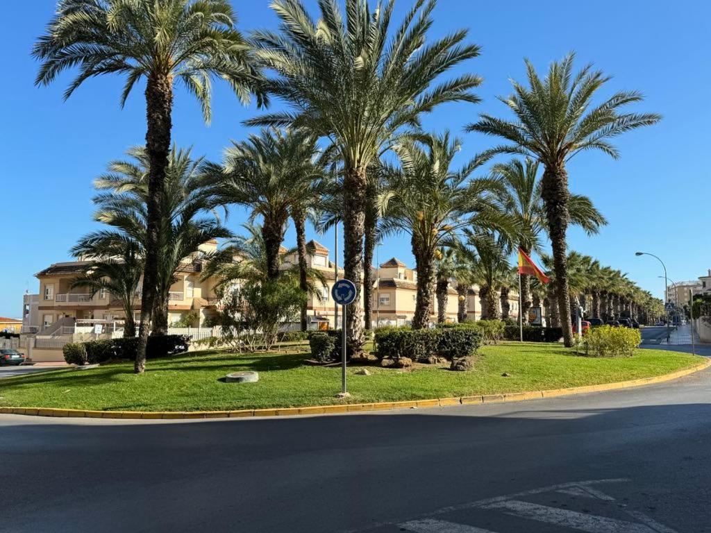 Sea-Esta Apartamento Guardamar del Segura Bagian luar foto